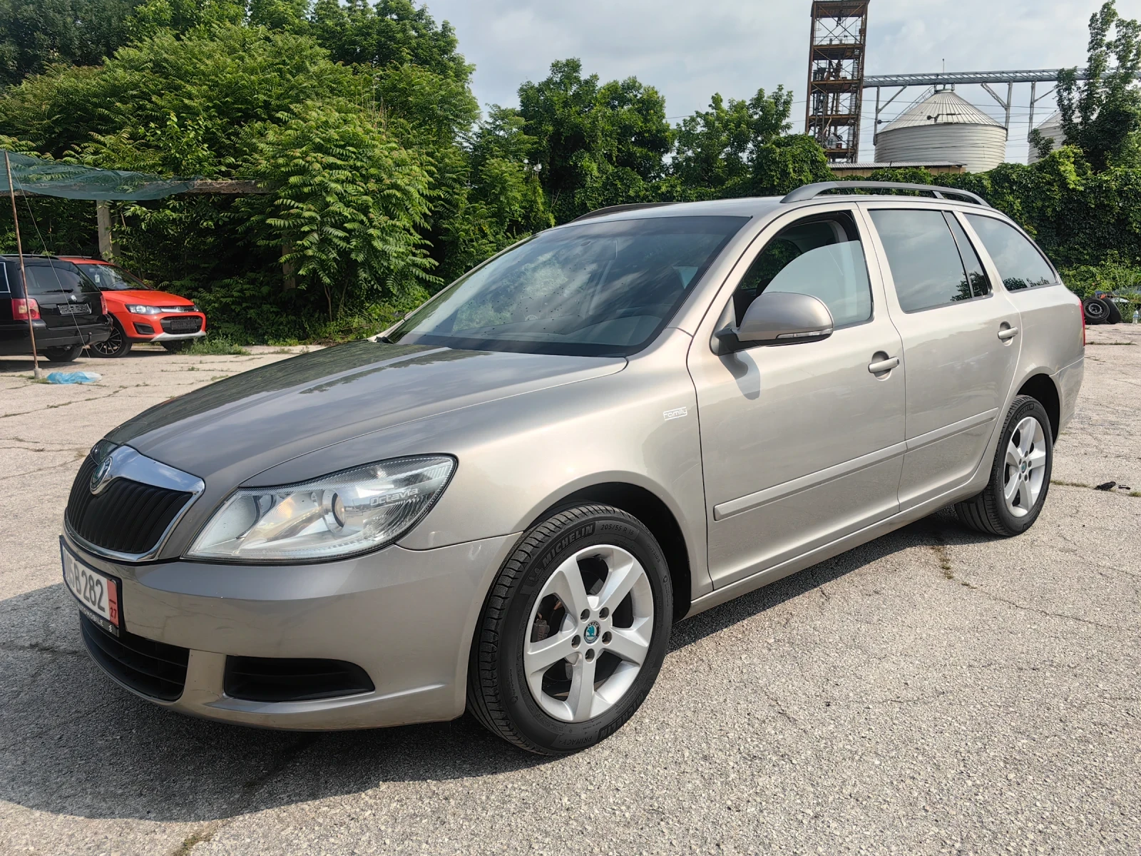 Skoda Octavia 1.6tdi 105ps, Евро 5, Facelift, Отлична  - изображение 7