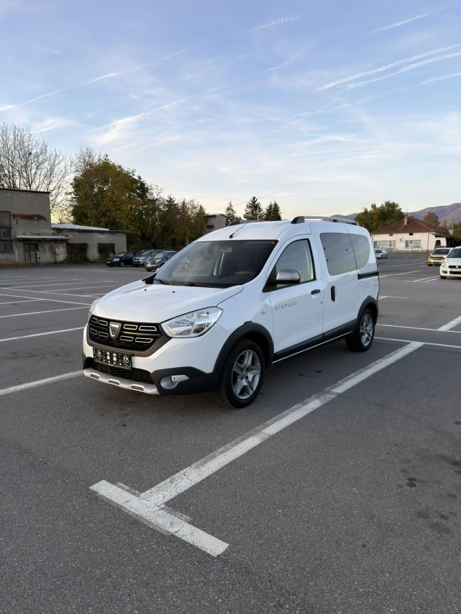 Dacia Dokker 1.6  SCe Stepway  | Mobile.bg   1