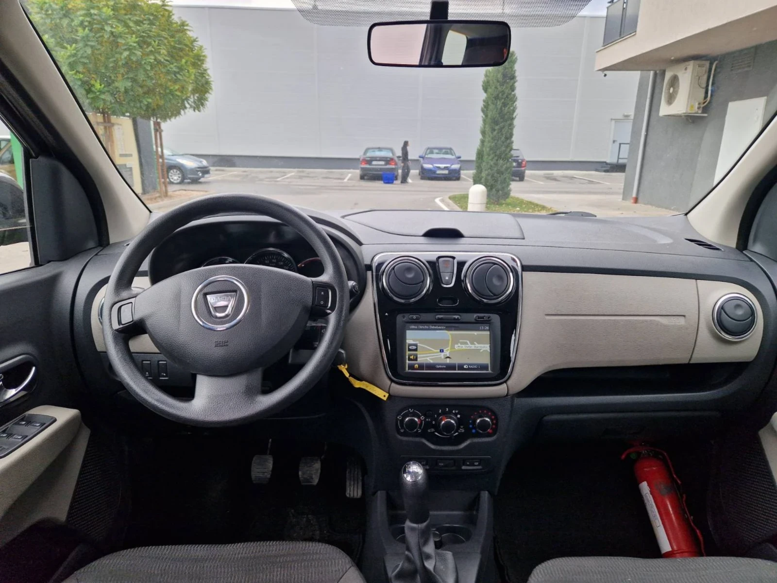 Dacia Lodgy 1.5 / 90 . .   | Mobile.bg   11