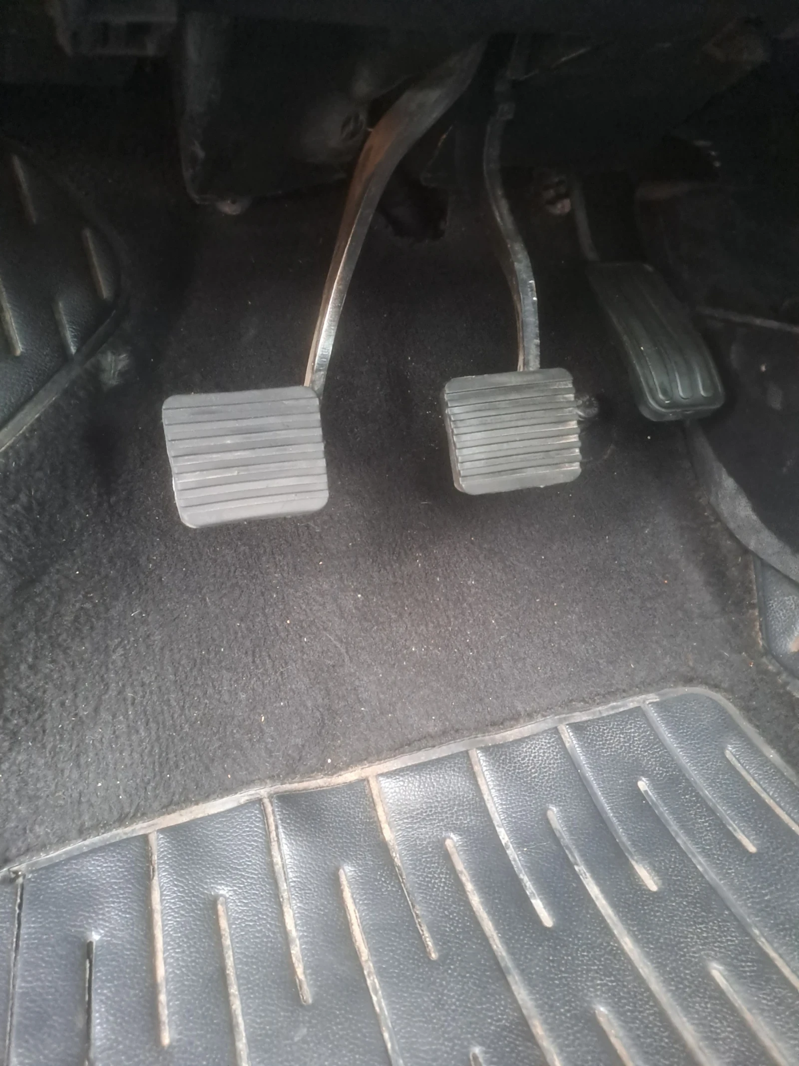 VW Scirocco 1.8 GT2, снимка 14 - Автомобили и джипове - 53878347