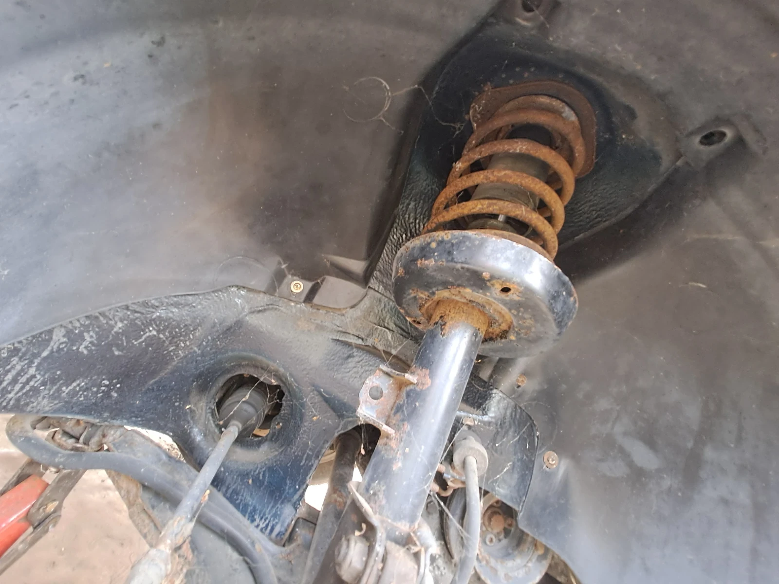 VW Scirocco 1.8 GT2, снимка 15 - Автомобили и джипове - 53878347