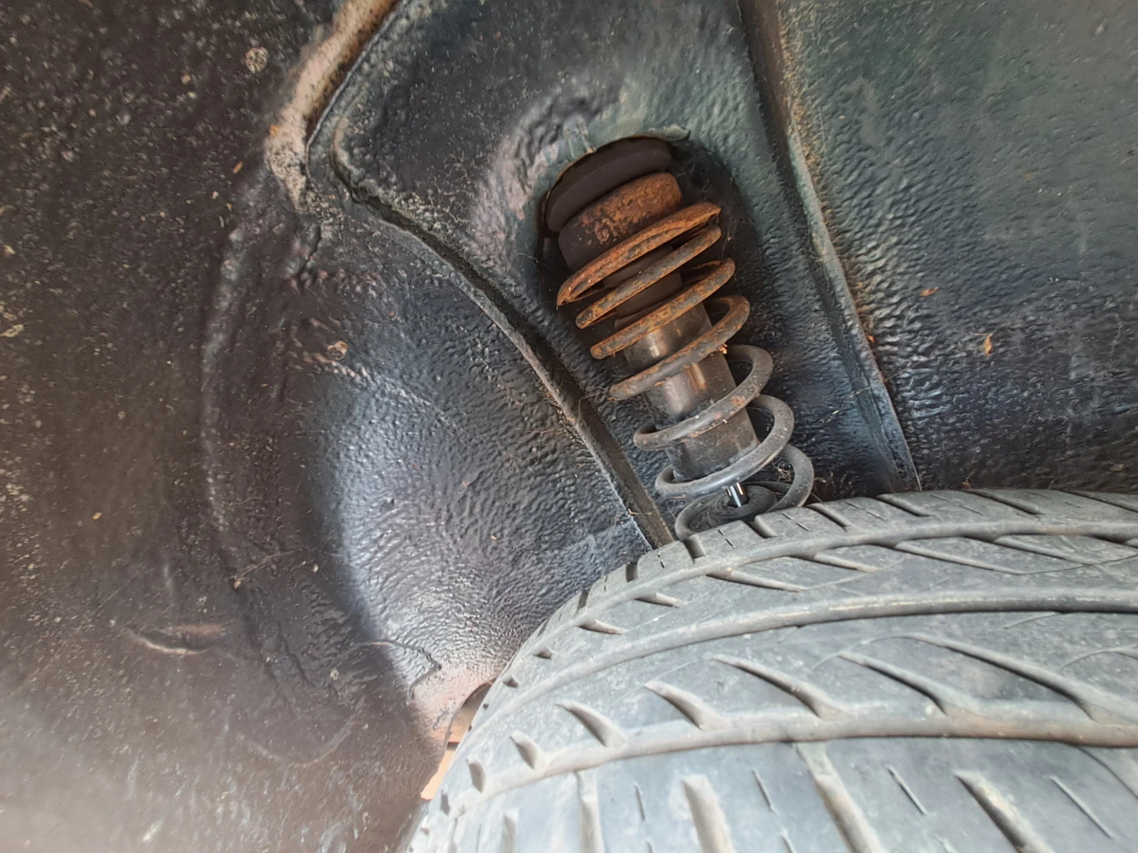 VW Scirocco 1.8 GT2, снимка 17 - Автомобили и джипове - 53878347