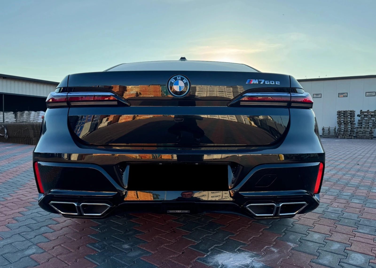 BMW 760 xDrive M-Sport, снимка 5 - Автомобили и джипове - 53955975