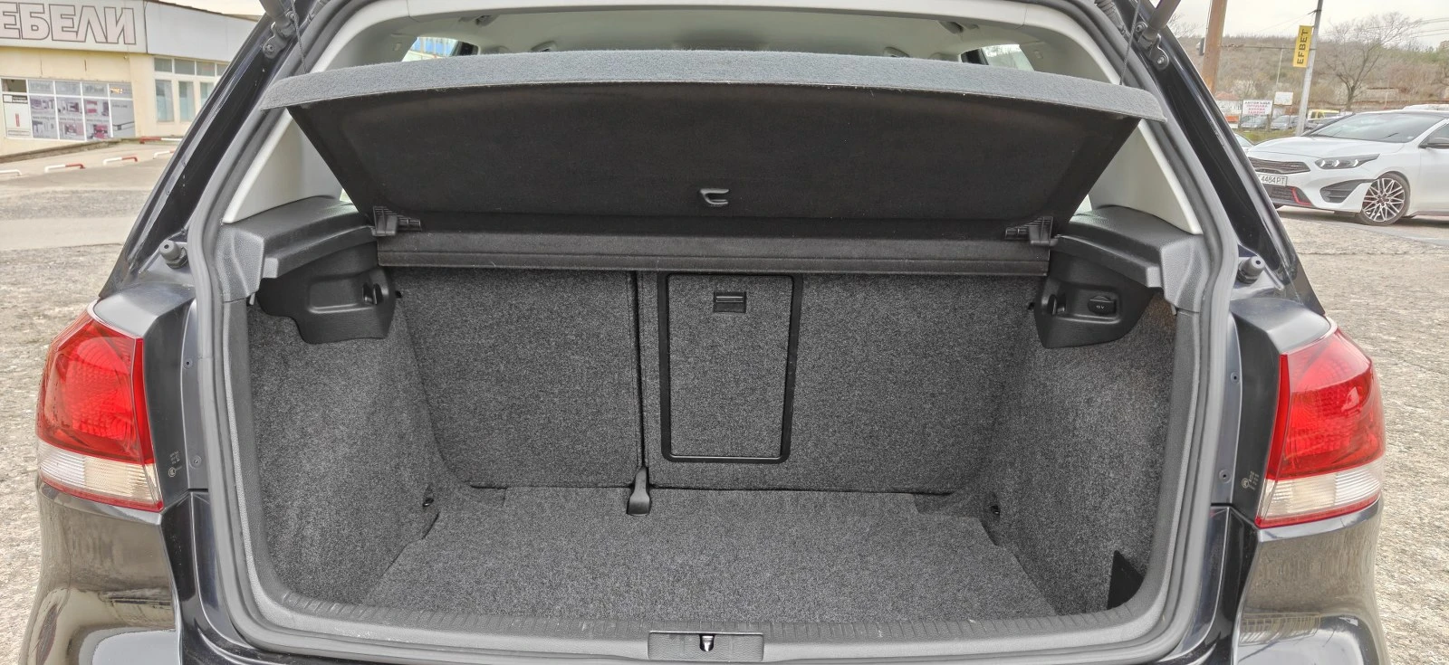 VW Golf 1.4iHighLine10г, снимка 13 - Автомобили и джипове - 54025844