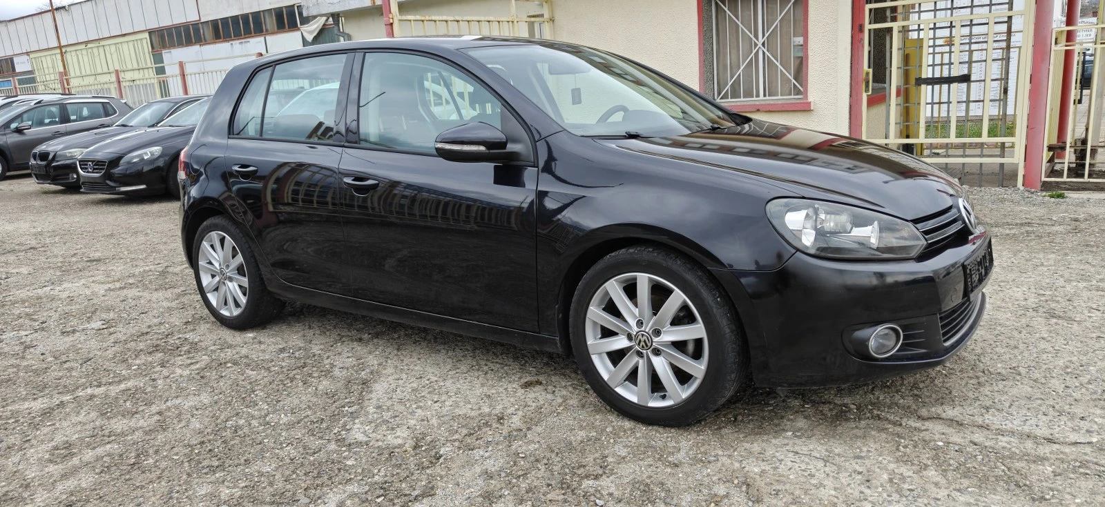 VW Golf 1.4iHighLine10г, снимка 9 - Автомобили и джипове - 54025844