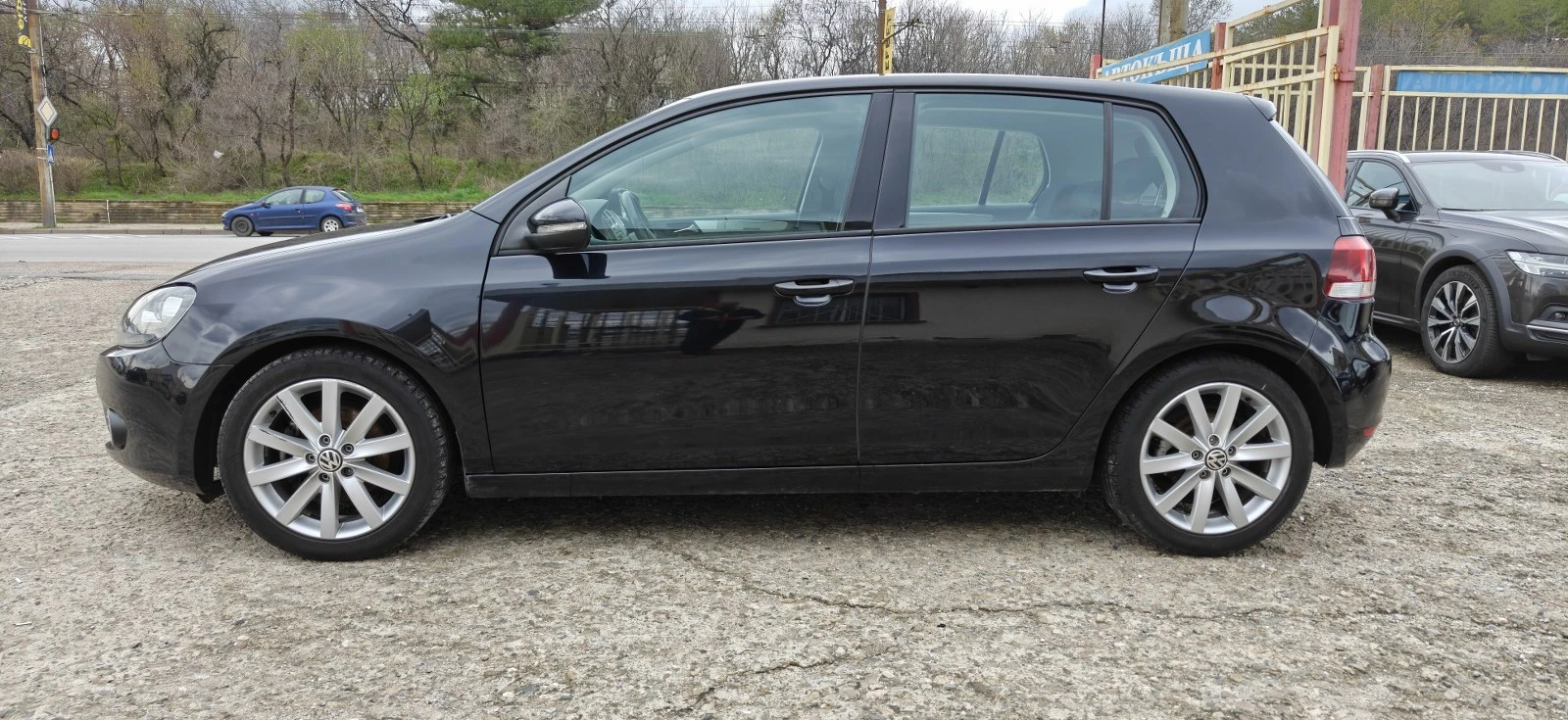 VW Golf 1.4iHighLine10г, снимка 4 - Автомобили и джипове - 54025844