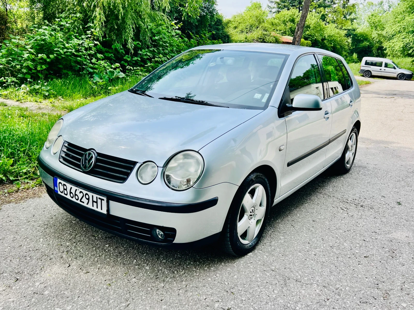 VW Polo "VW Polo 1.4i / ЕКО 3 / Напълно обслужено, снимка 2 - Автомобили и джипове - 54195666