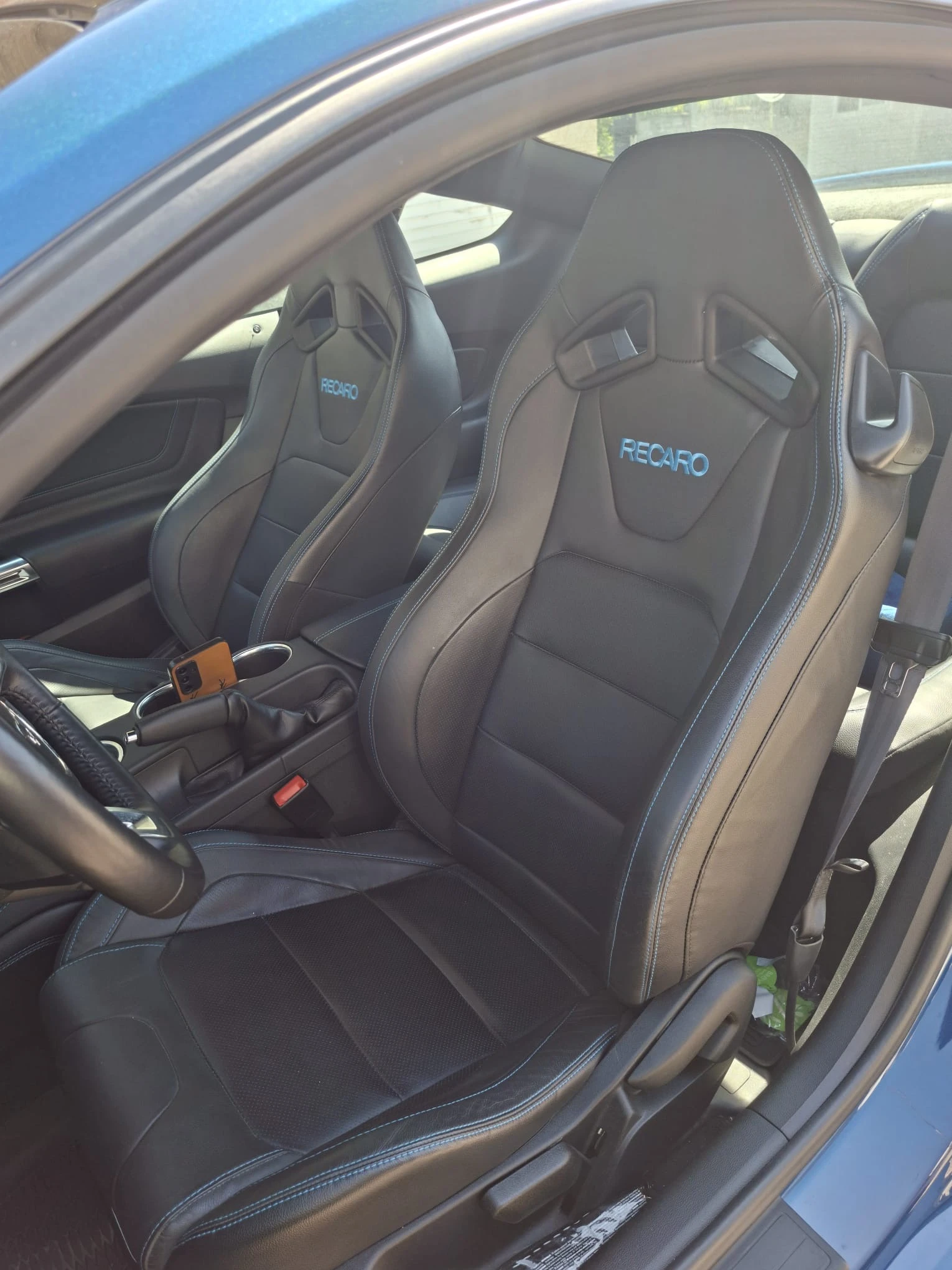 Ford Mustang GT Premium, снимка 16 - Автомобили и джипове - 54483152