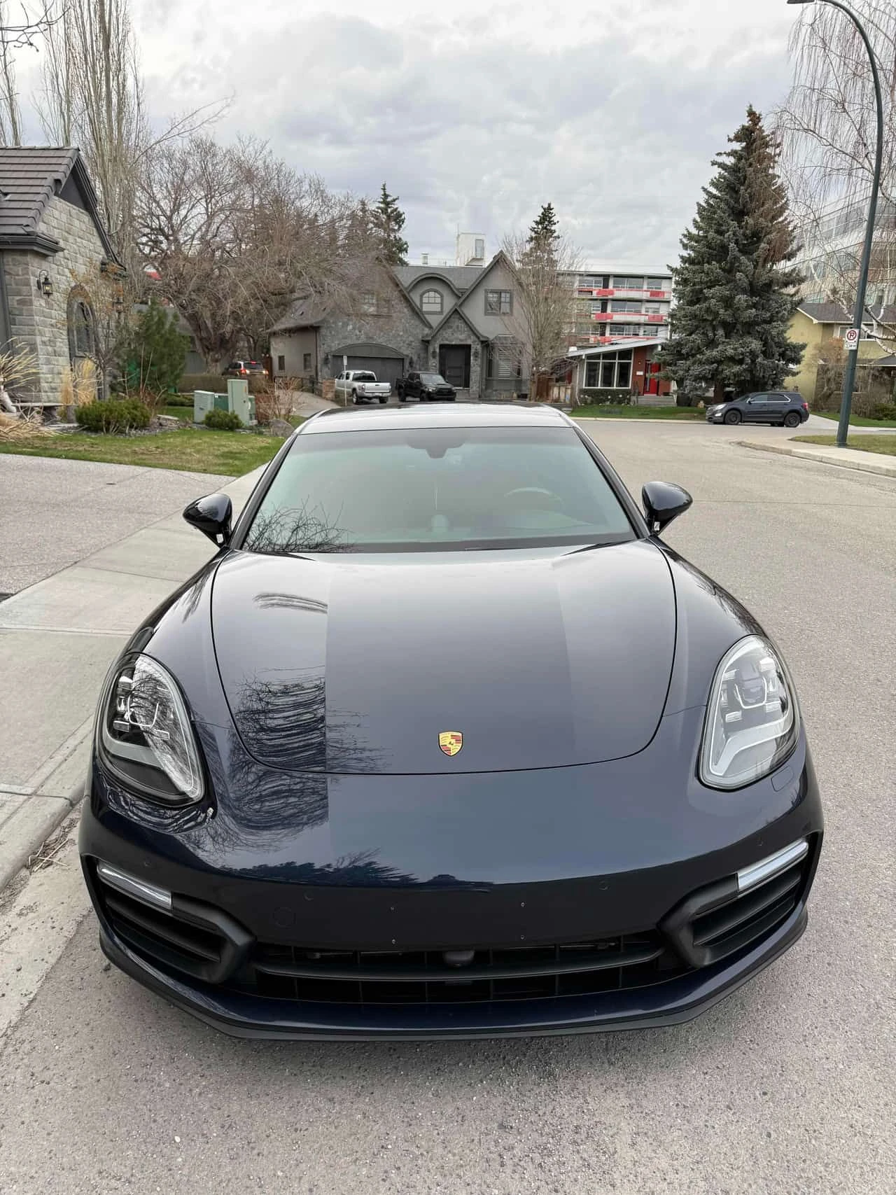 Porsche Panamera GTS| ОБДУХВАНЕ| 360| ПАНО| ПАМЕТ| 2 КЛЮЧА| , снимка 6 - Автомобили и джипове - 54640116