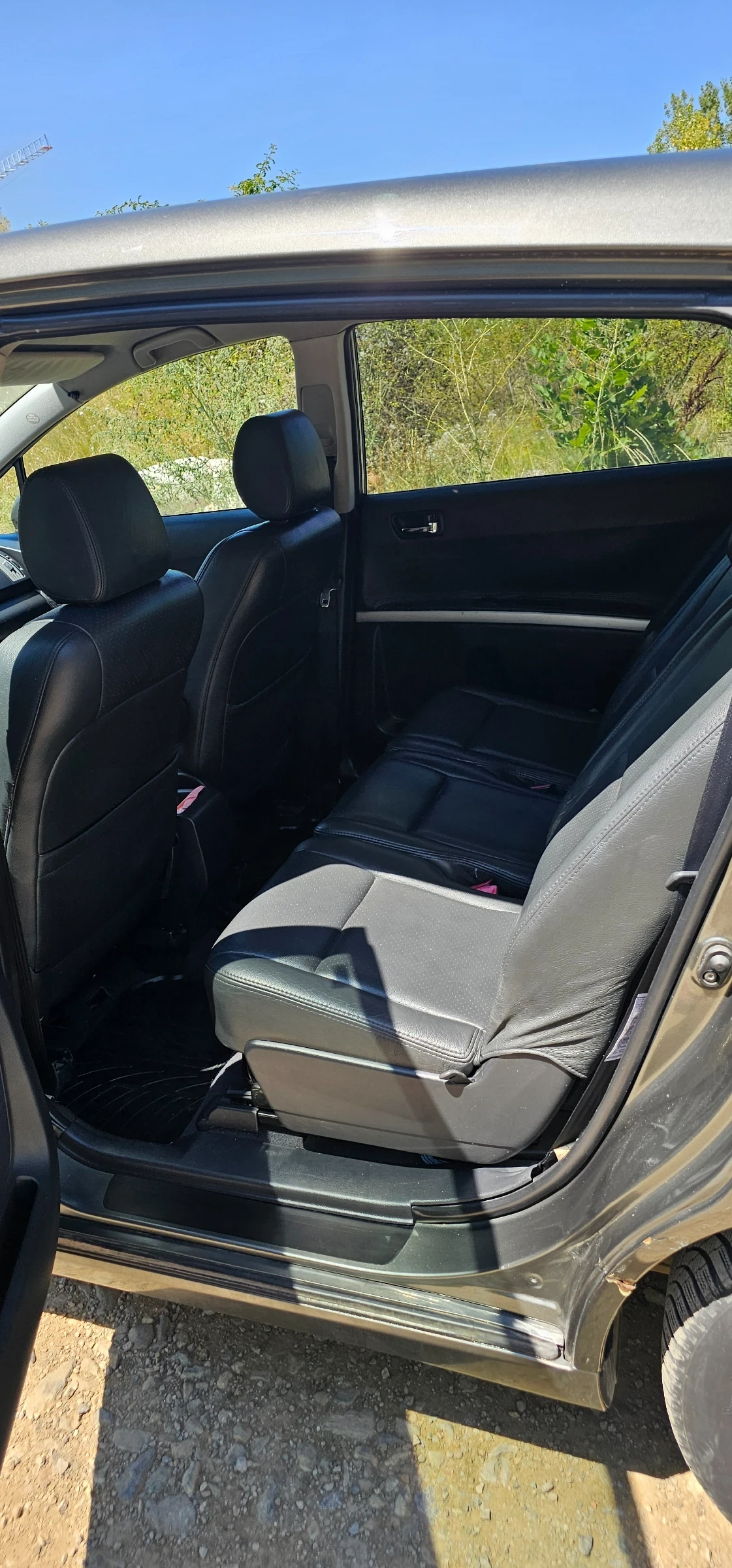 Toyota Corolla verso кожен салон и 7 места., снимка 5 - Автомобили и джипове - 55631570