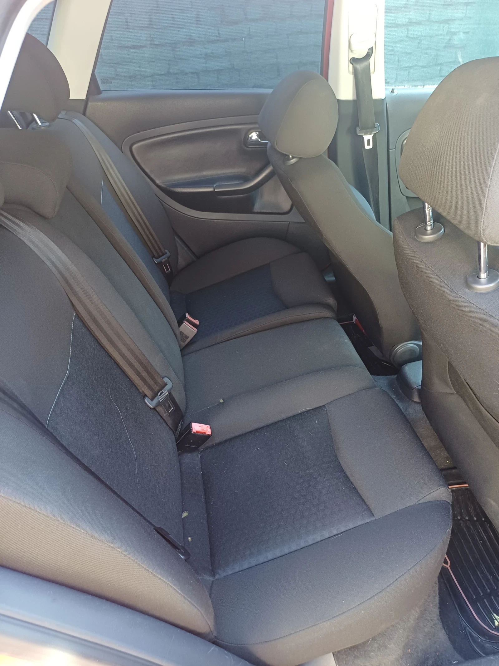 Seat Ibiza ASZ + + , снимка 7 - Автомобили и джипове - 56465332