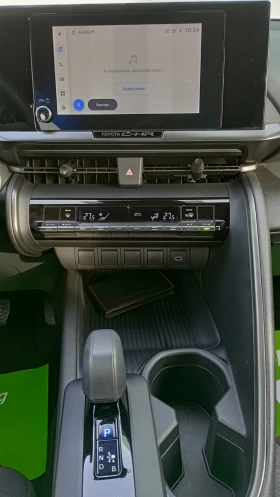 Toyota C-HR Hybrid e-CVT 140 к.с., снимка 10