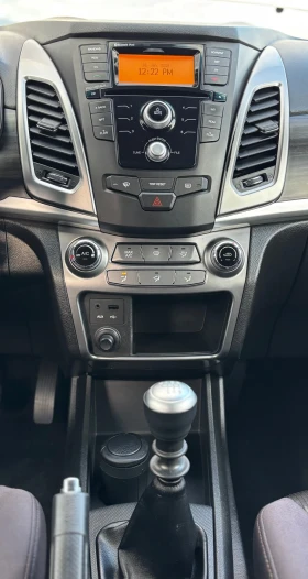 SsangYong Korando 2.0 e-XDI  4x4 | Mobile.bg    11