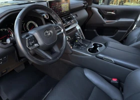 Toyota Land cruiser 300 3.5 V6  - 245999 лв. / 125777.29 € - 77918626 7