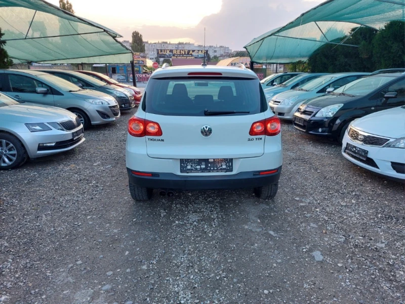 VW Tiguan, снимка 6 - Автомобили и джипове - 47630923