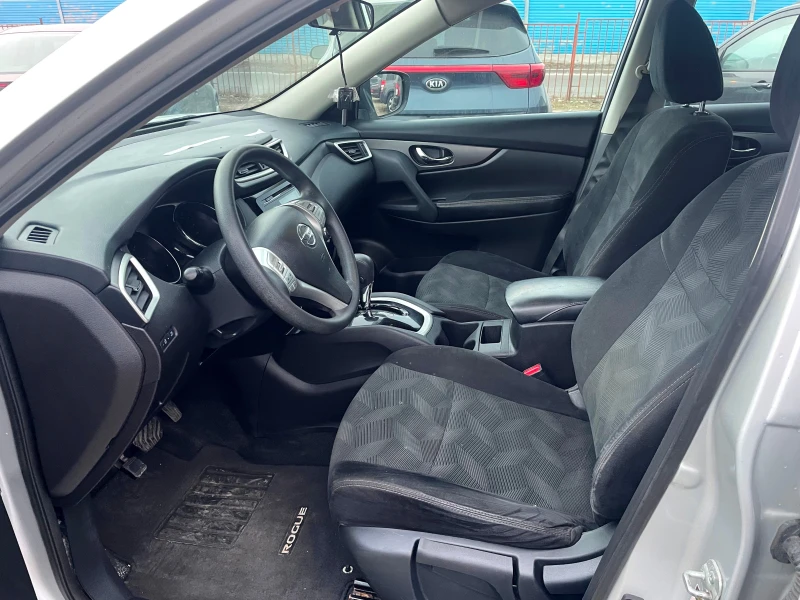 Nissan Rogue 2.5i, снимка 6 - Автомобили и джипове - 46997978