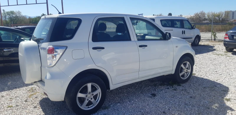 Daihatsu Terios 1.5 i.ГАЗ, снимка 5 - Автомобили и джипове - 47422655