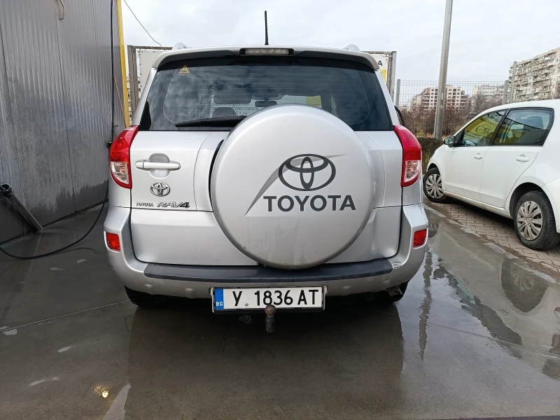 Toyota Rav4 2.0i, снимка 4 - Автомобили и джипове - 48702188