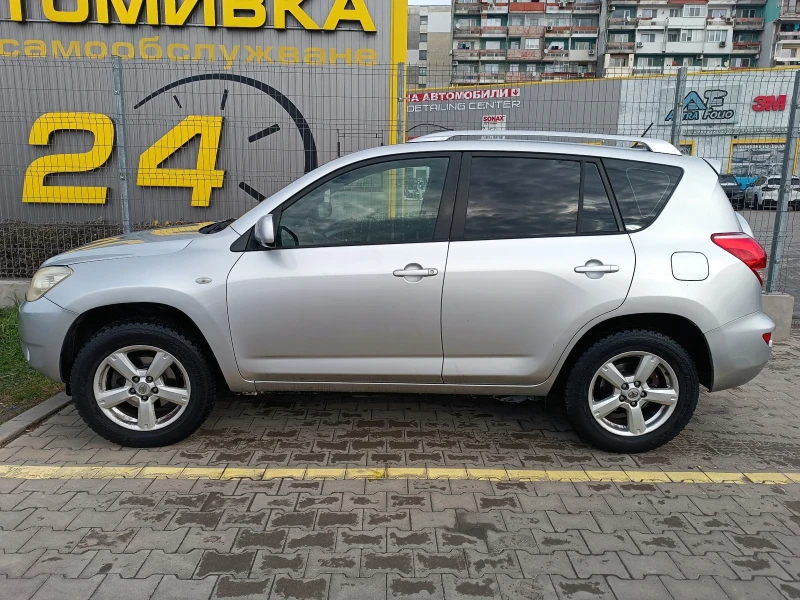 Toyota Rav4 2.0i, снимка 3 - Автомобили и джипове - 48702188