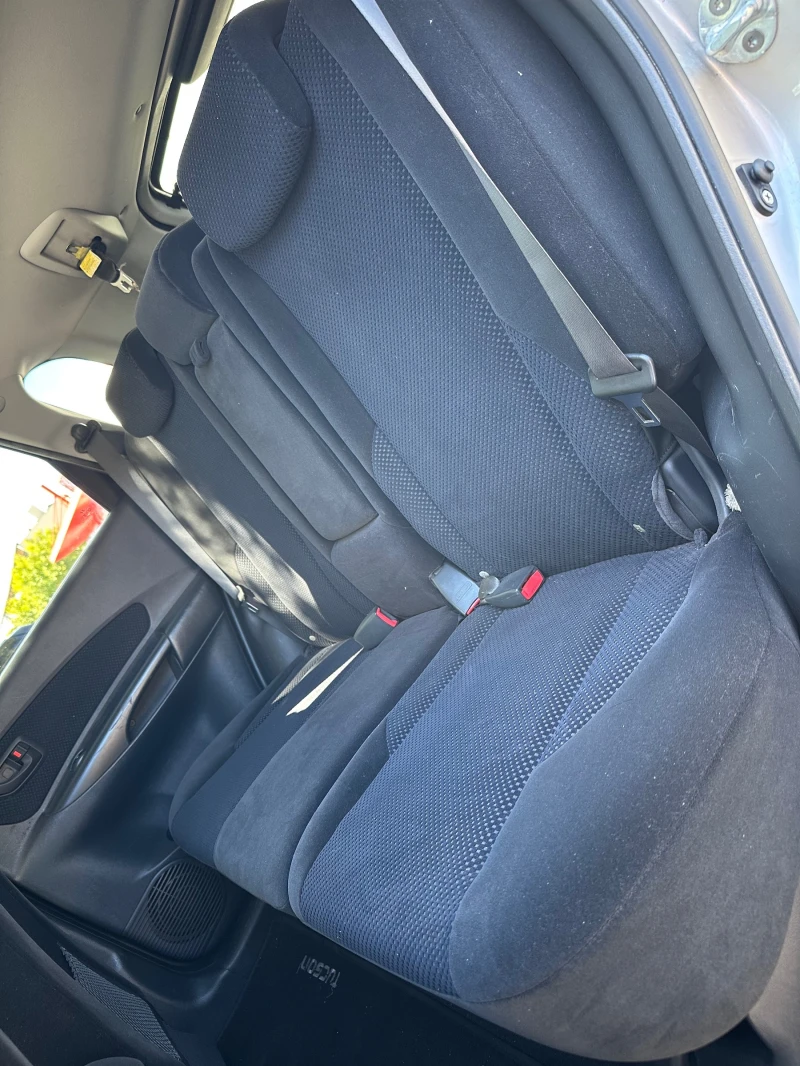 Hyundai Tucson 2.0 I GPL ТЕГЛИЧ, снимка 13 - Автомобили и джипове - 51771885