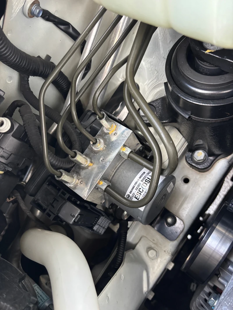 SsangYong Korando 2.0 e-XDI  4x4, снимка 16 - Автомобили и джипове - 51895691