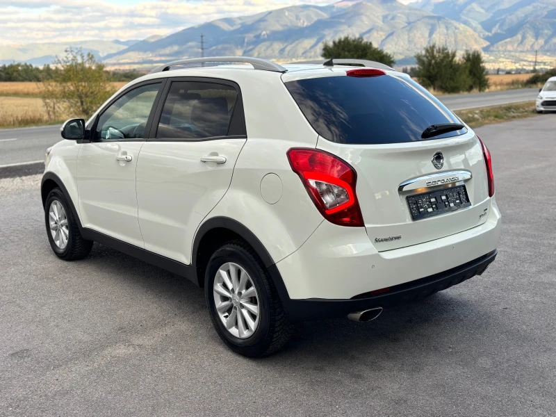 SsangYong Korando 2.0 e-XDI  4x4, снимка 3 - Автомобили и джипове - 51895691