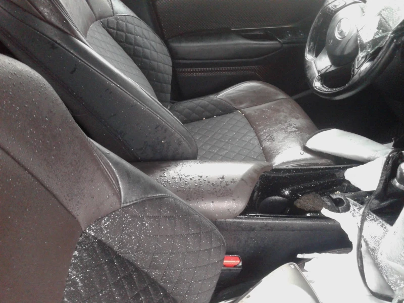 Toyota C-HR 1.8 vvti hybrid, снимка 5 - Автомобили и джипове - 51974879