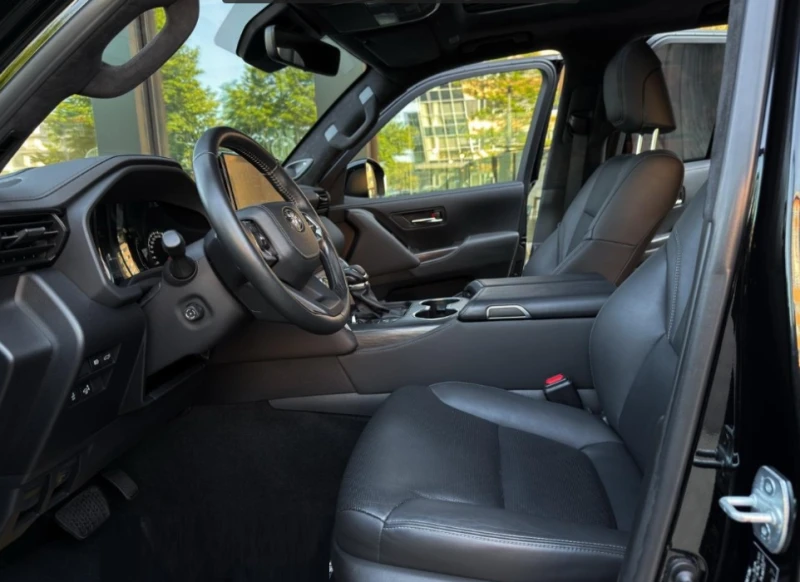 Toyota Land cruiser 300 3.5 V6 , снимка 6 - Автомобили и джипове - 52392522