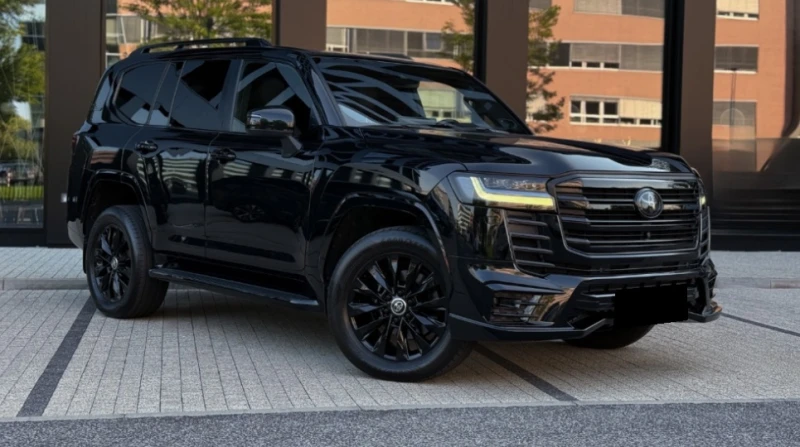 Toyota Land cruiser 300 3.5 V6 , снимка 2 - Автомобили и джипове - 52392522