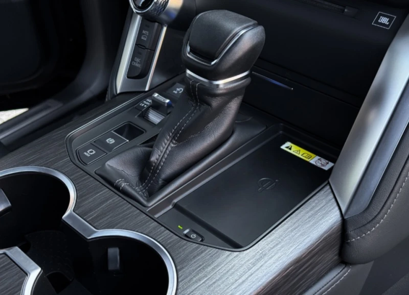 Toyota Land cruiser 300 3.5 V6 , снимка 12 - Автомобили и джипове - 52392522