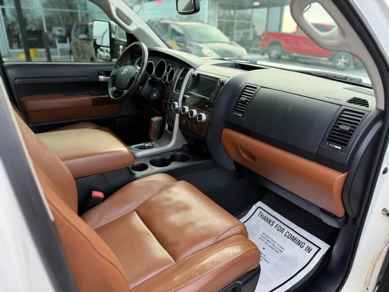Toyota Tundra * Platinum * * * LOOKS BRAND NEW! * * * Near perfe, снимка 13 - Автомобили и джипове - 52922430