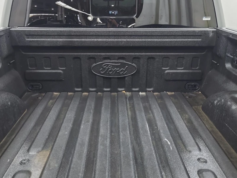 Ford F150 * XLT CREW CAB SHORT BED * CARFAX * БЕЗ ПЪРВОНАЧАЛ, снимка 16 - Автомобили и джипове - 52991747