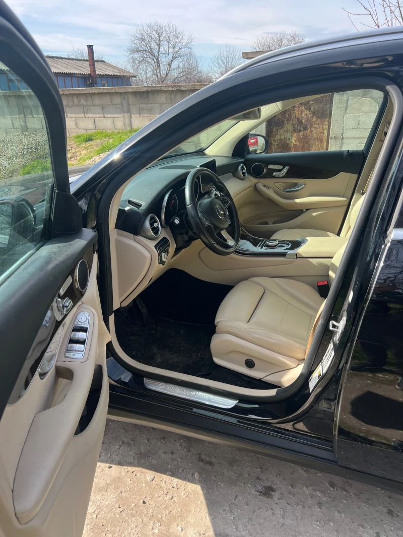 Mercedes-Benz GLC 300, снимка 6 - Автомобили и джипове - 53539609