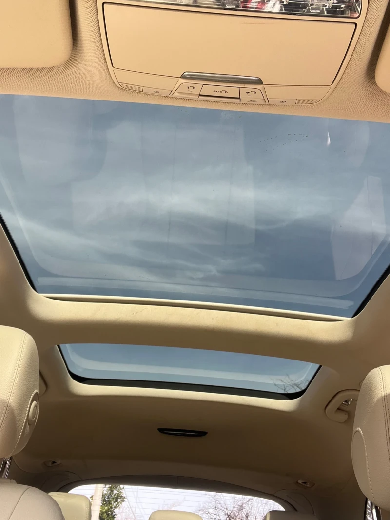 Mercedes-Benz GLC 300, снимка 14 - Автомобили и джипове - 53539609