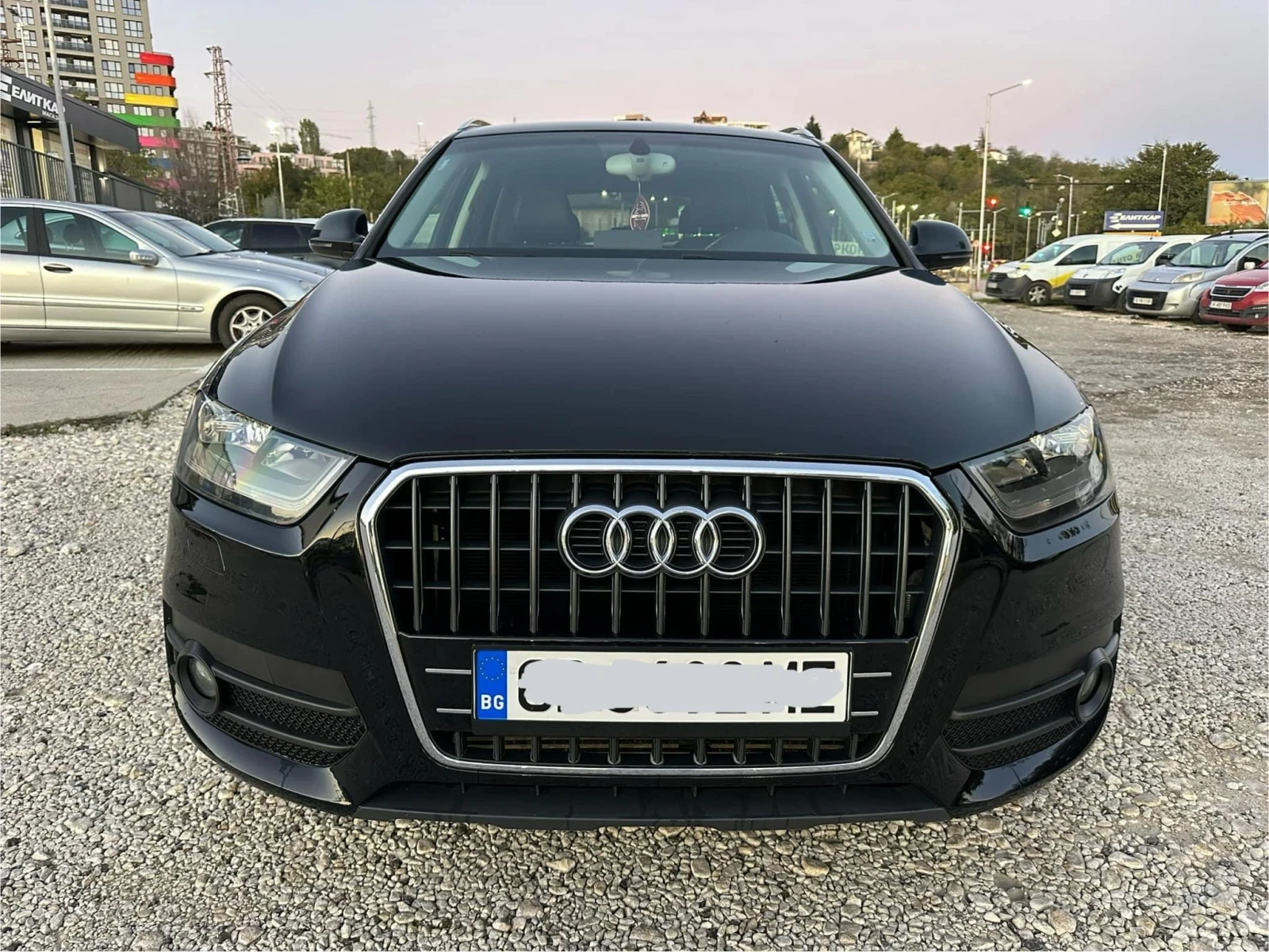 Audi Q3 2.0Т автоматик - изображение 2