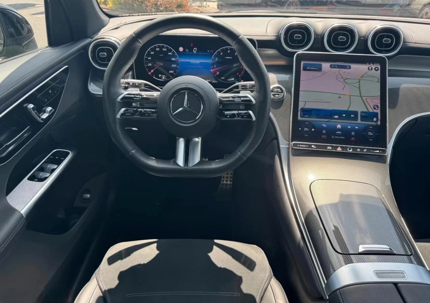 Mercedes-Benz GLC 200 4Matic AMG Line - изображение 7