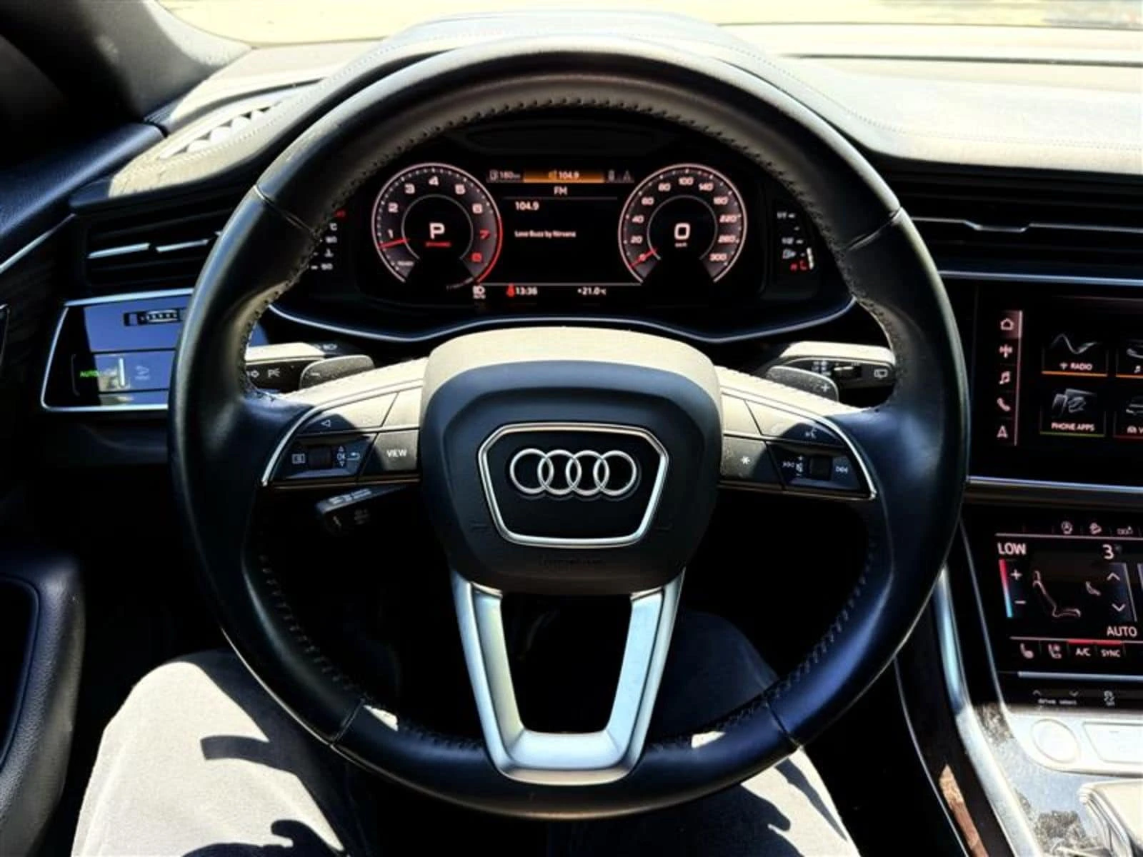 Audi Q8 TECHNIK Matrix* Обдух* Bang&Olufsen* 360* Масаж*  - изображение 10
