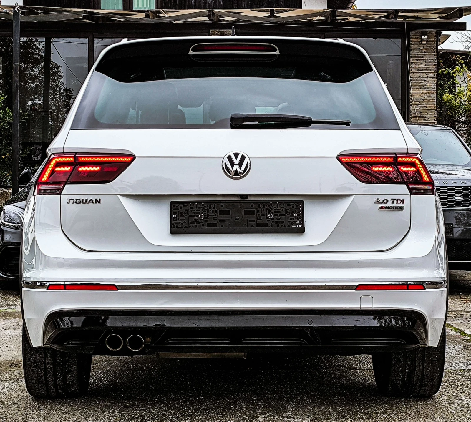 VW Tiguan 2.0TDI R-LINE    FULLMAX | Mobile.bg   6