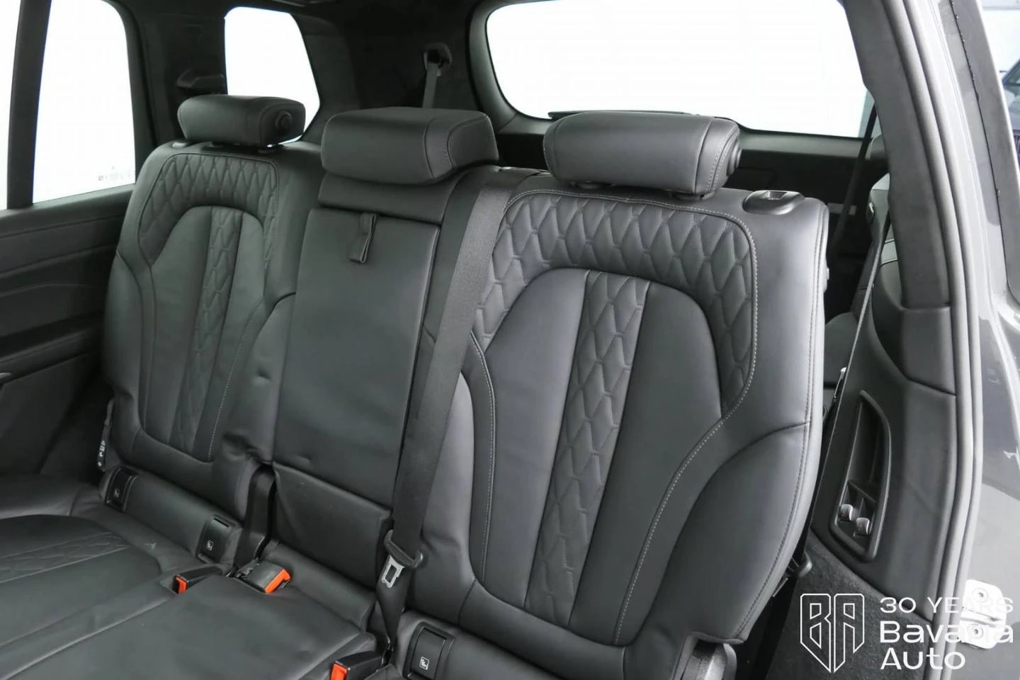 BMW X7 M60i xDrive Sportautomatic - изображение 8