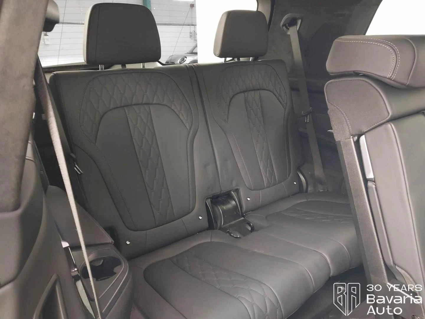 BMW X7 M60i xDrive Sportautomatic - изображение 10