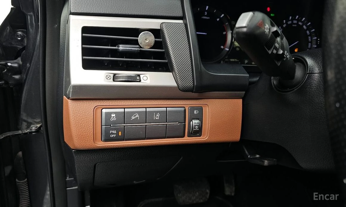 SsangYong Rexton, снимка 13 - Автомобили и джипове - 53737460