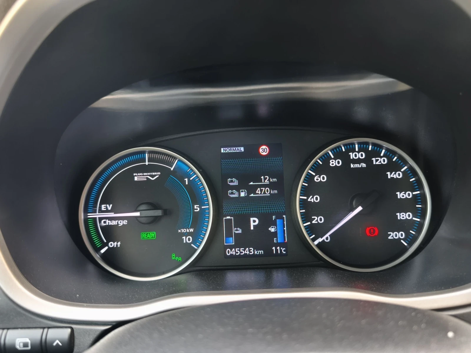 Mitsubishi Eclipse Cross PHEV , снимка 7 - Автомобили и джипове - 54231654