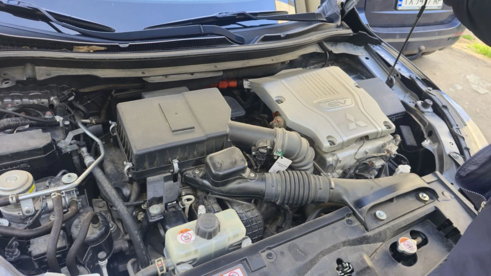 Mitsubishi Eclipse Cross PHEV , снимка 11 - Автомобили и джипове - 54231654