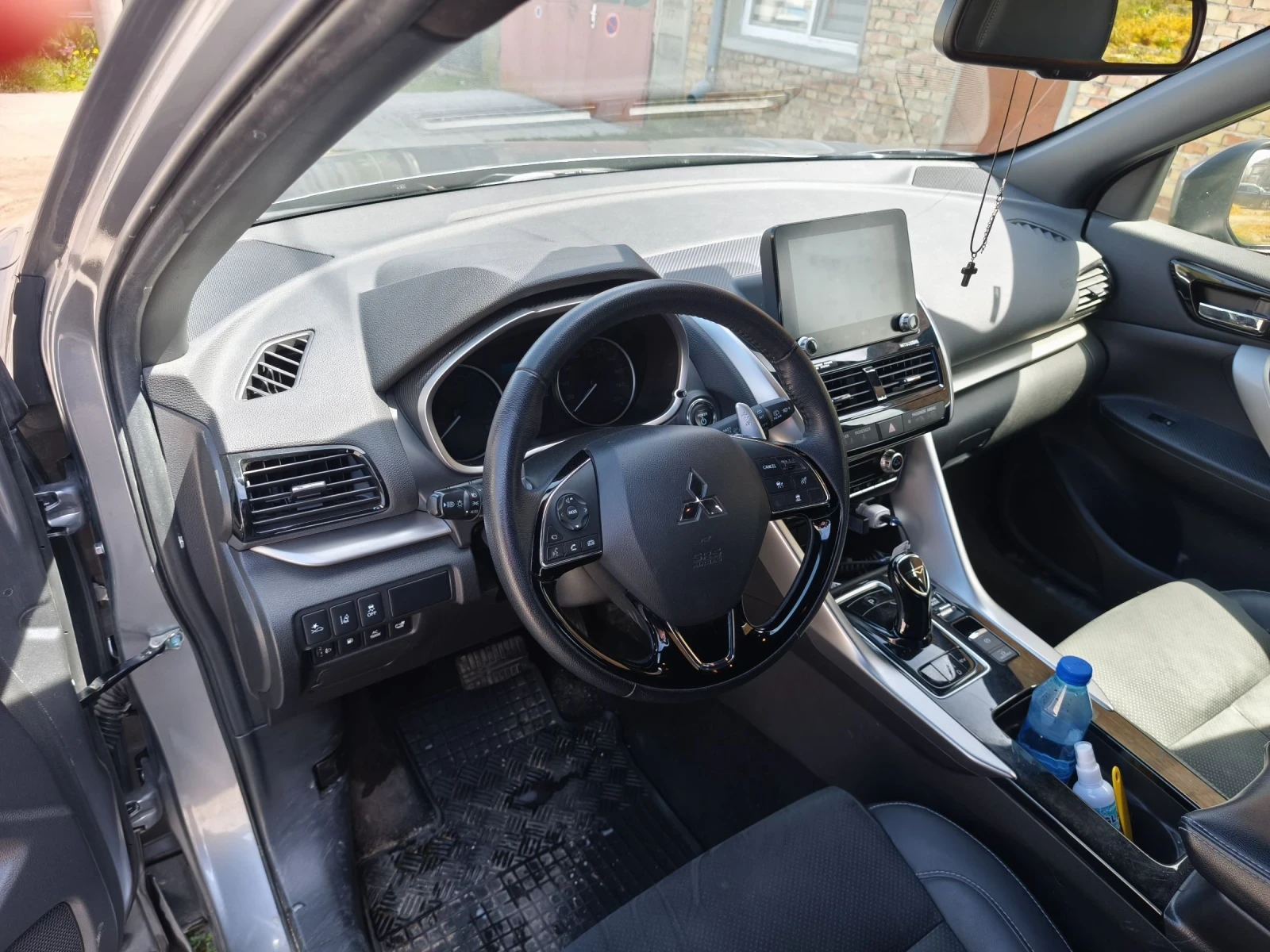 Mitsubishi Eclipse Cross PHEV , снимка 8 - Автомобили и джипове - 54231654