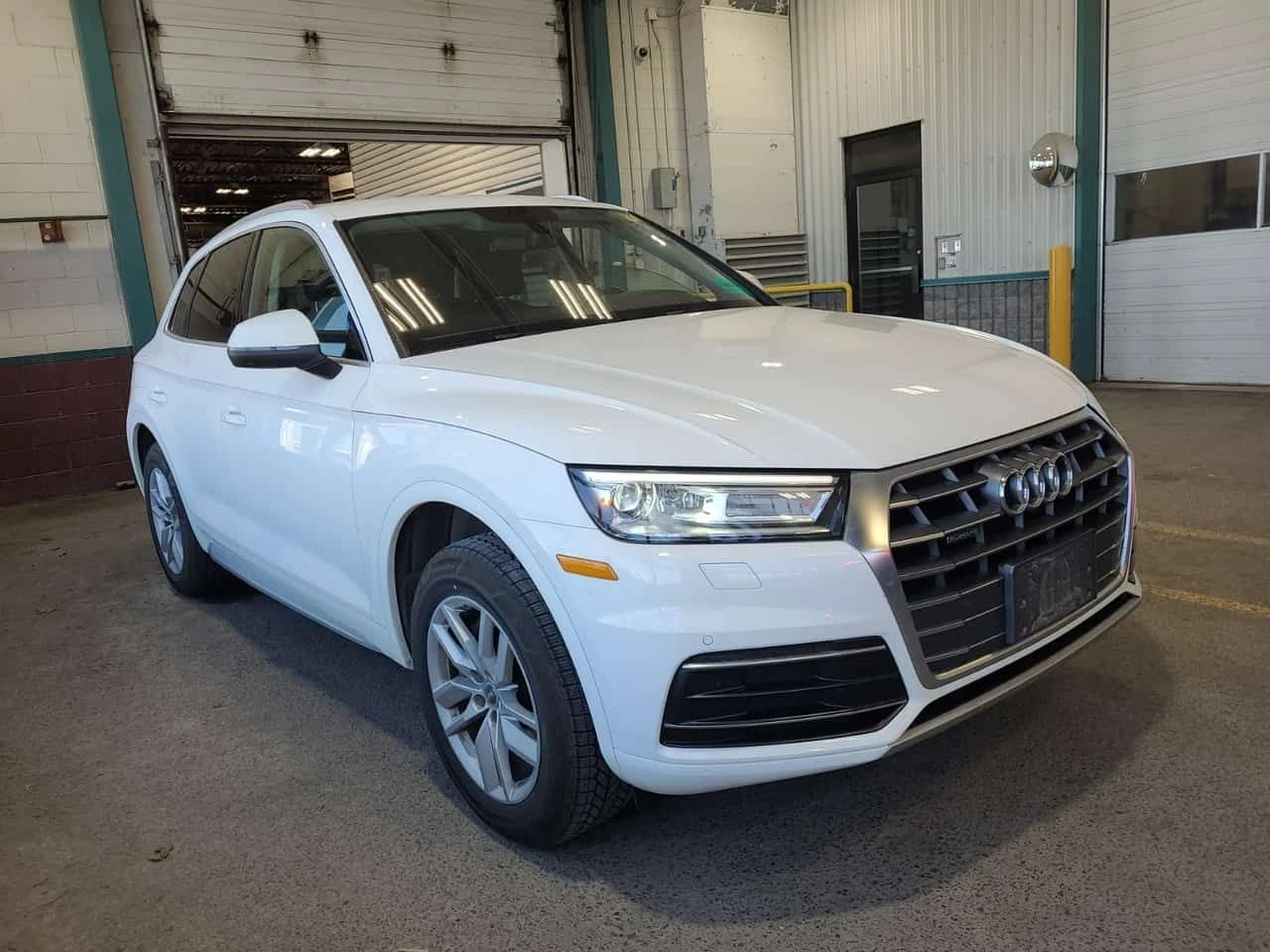Audi Q5 * CARFAX* 1 ����������* 2 �����* ��������*  | Mobile.bg � ����������� 2