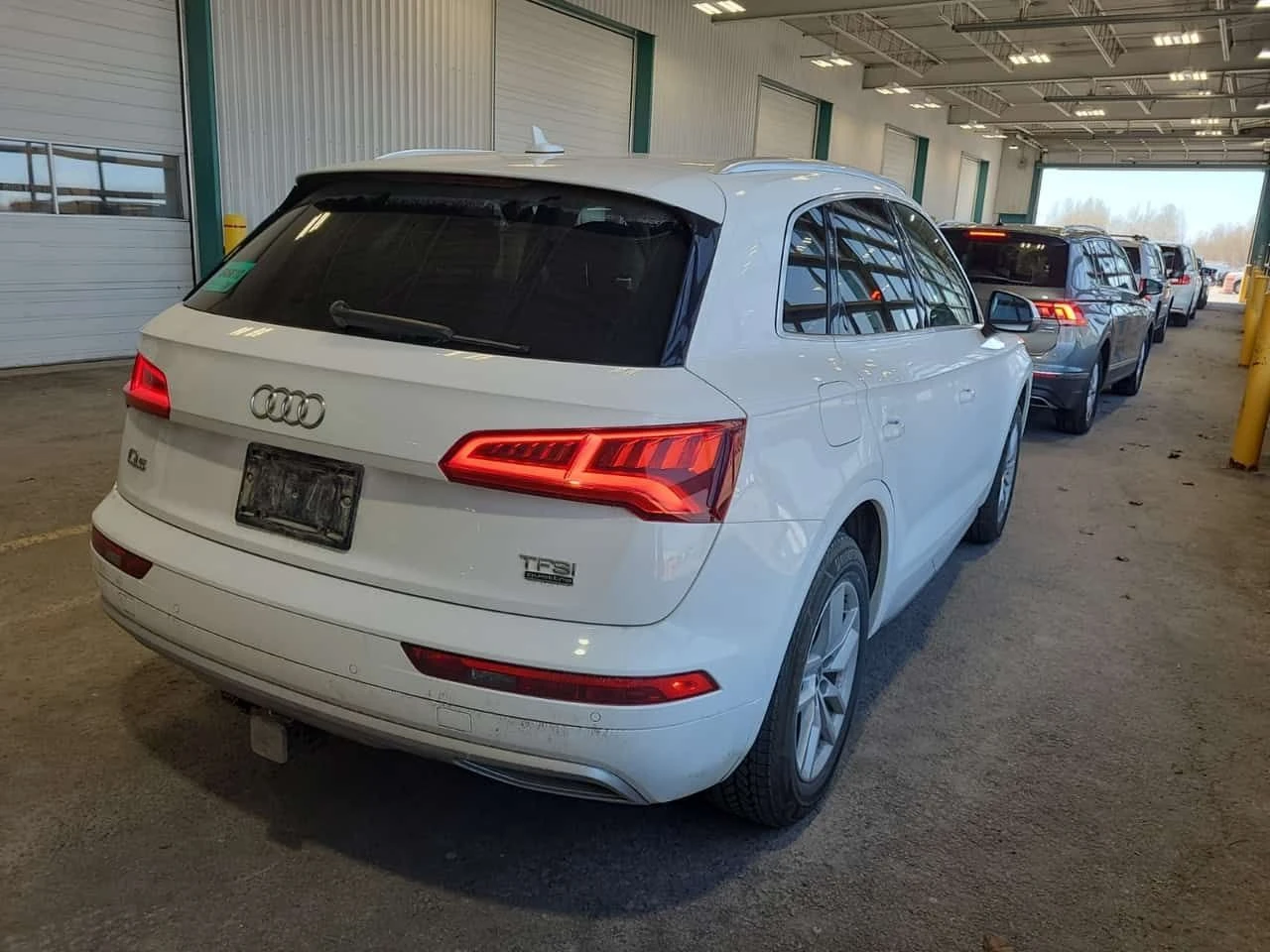 Audi Q5 * CARFAX* 1 ����������* 2 �����* ��������*  | Mobile.bg � ����������� 3
