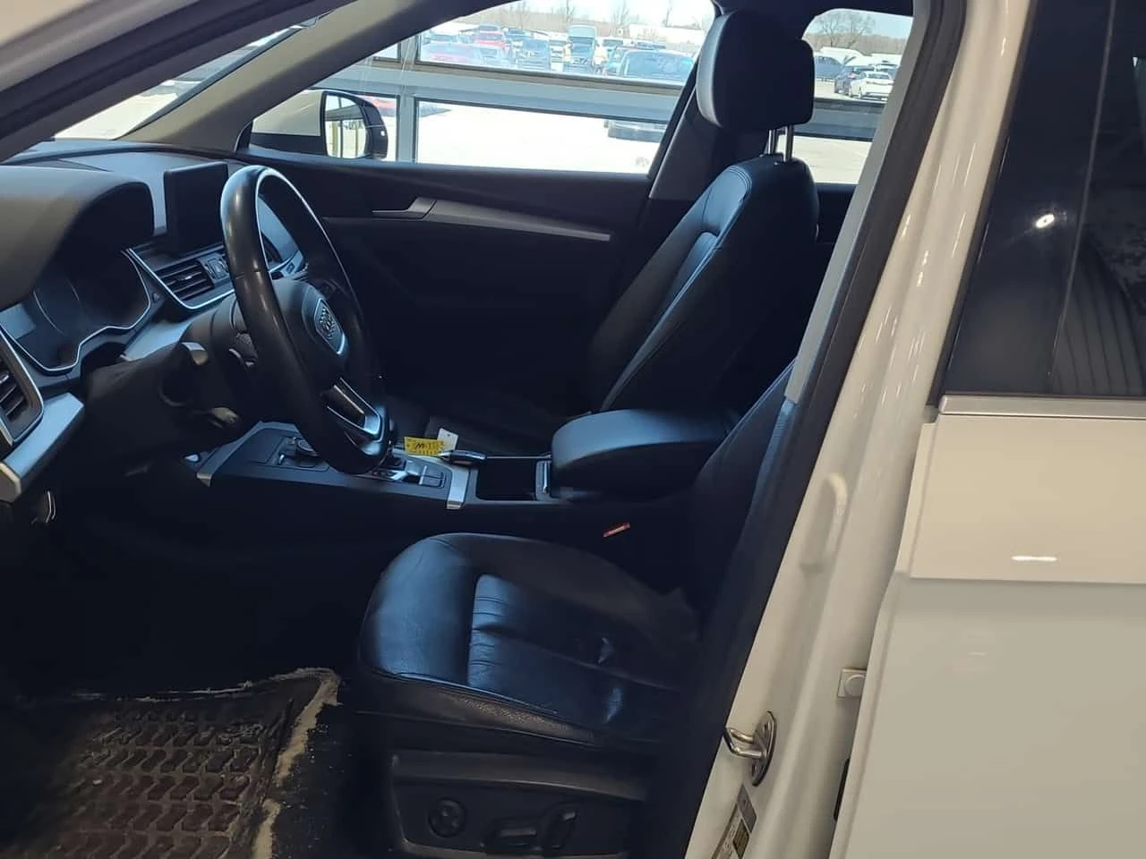 Audi Q5 * CARFAX* 1 ����������* 2 �����* ��������*  | Mobile.bg � ����������� 7