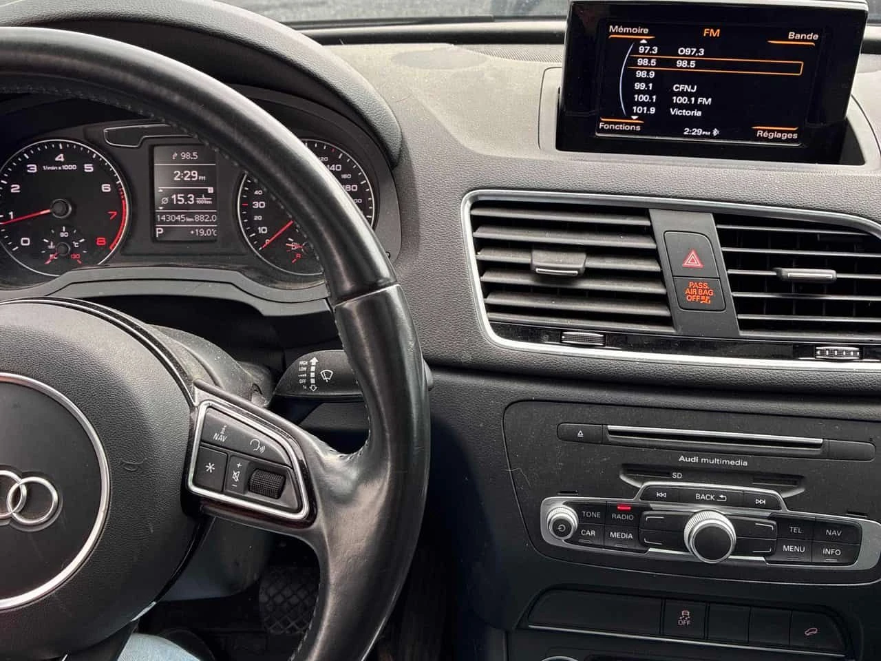 Audi Q3 * Progressiv * KEYLESS * SUNROOF * ПОДГРЕВ, снимка 9 - Автомобили и джипове - 54433889