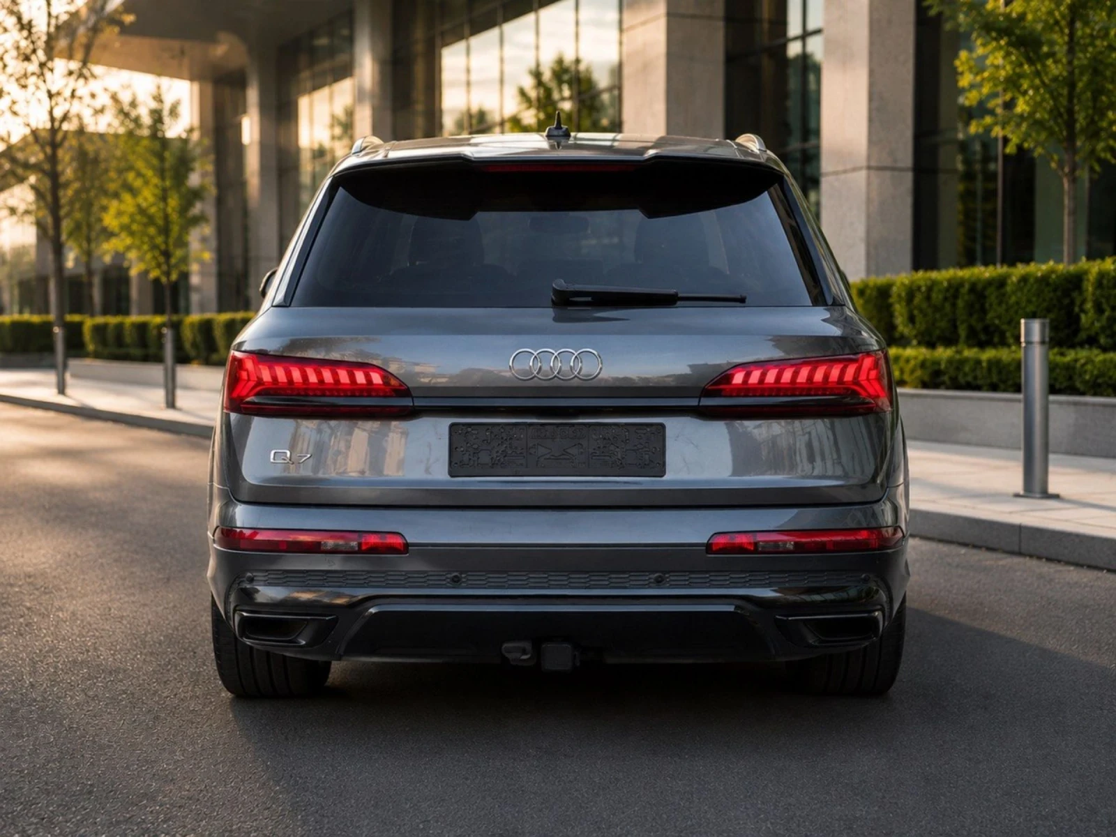 Audi Q7 * S line * 55tfsi * FACE* PANO* VIRTUAL* , снимка 2 - Автомобили и джипове - 54784566
