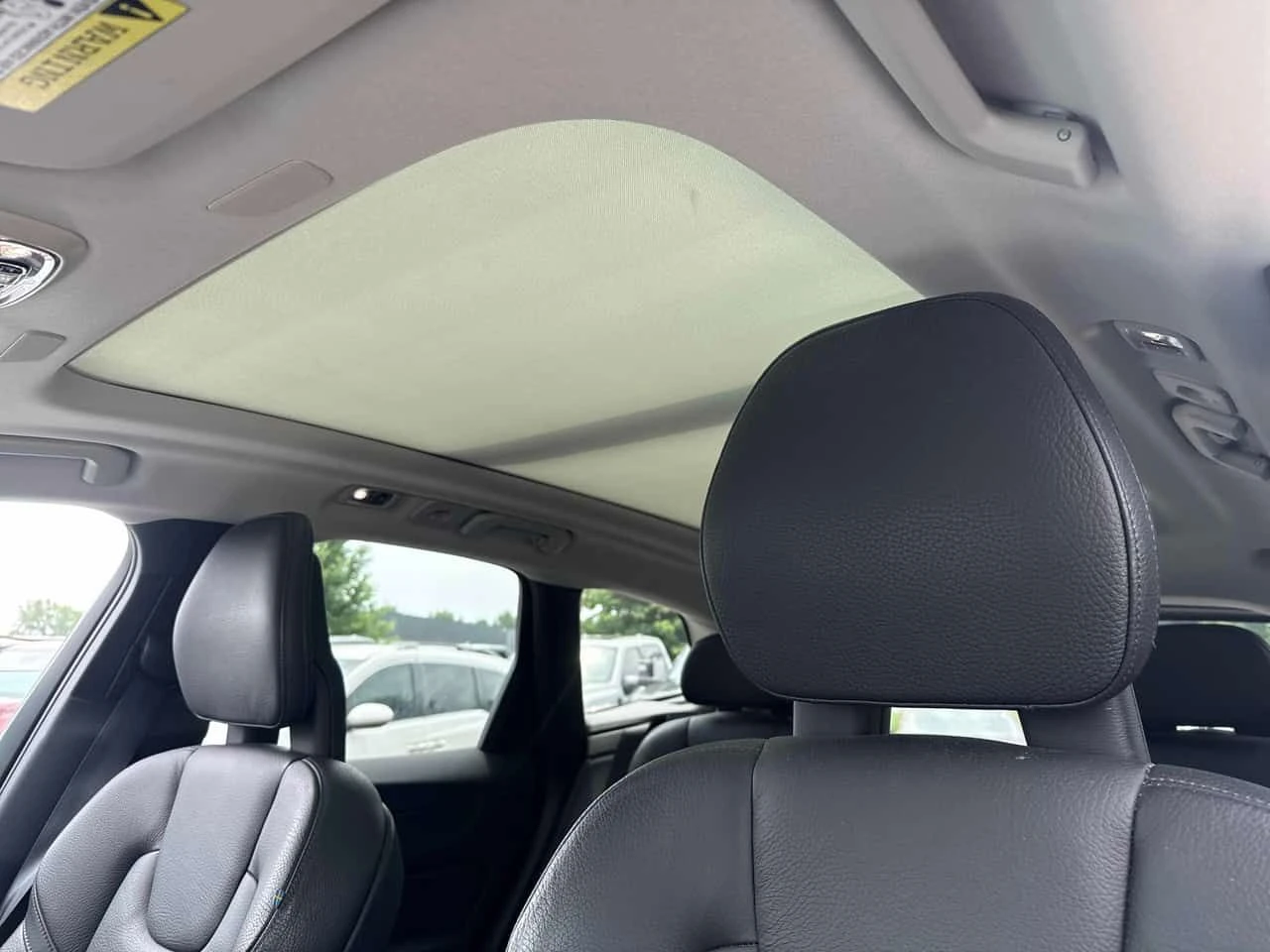 Volvo XC60 Momentum/ПАНОРАМА/АВТОФИНАНСИРАНЕ, снимка 11 - Автомобили и джипове - 55125472